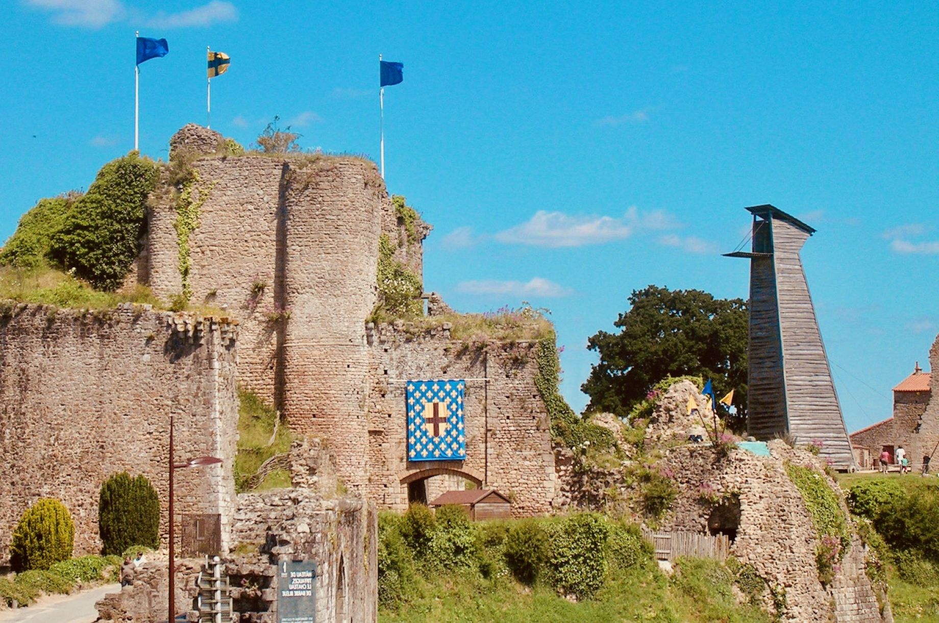 Le Château de Tiffauges