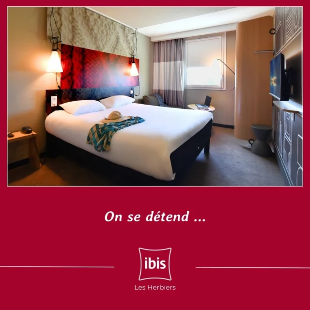 **🛌 Confort & Modernité à l'Ibis Les Herbiers ! ✨** 

Nos chambres cosy et fonctionnelles sont pensées pour votre bien-être. Profitez d'un lit ultra-confortable et d'une ambiance apaisante après une journée de découvertes en Vendée. 🌿😊 

#IbisLesHerbiers #ChambresConfort #SéjourRelax ##vendee 
https://www.hotel-lesherbiers.com/
#hotelibislesherbiers #hotel #ibis #lesherbiers